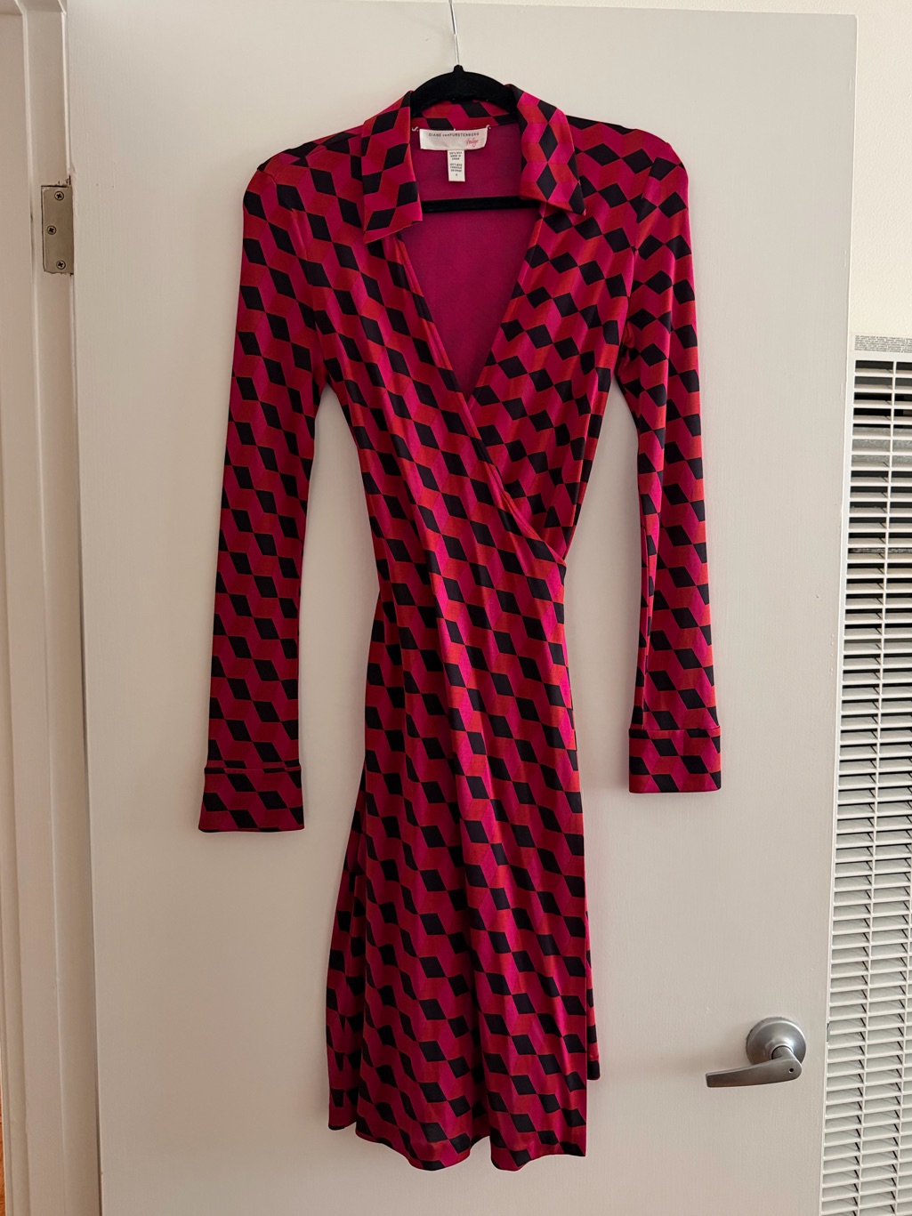 Diane Von Furstenberg Pink And Black Geometric Wrap Dress